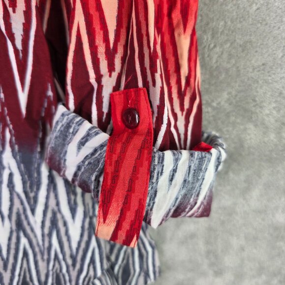 Cato Womens Red Ombre Zigzag Blouse 3/4 Sleeves Button Up 100% Rayon Size XL - Picture 2 of 9